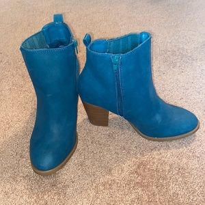 BRAND NEW Ankle Boots
